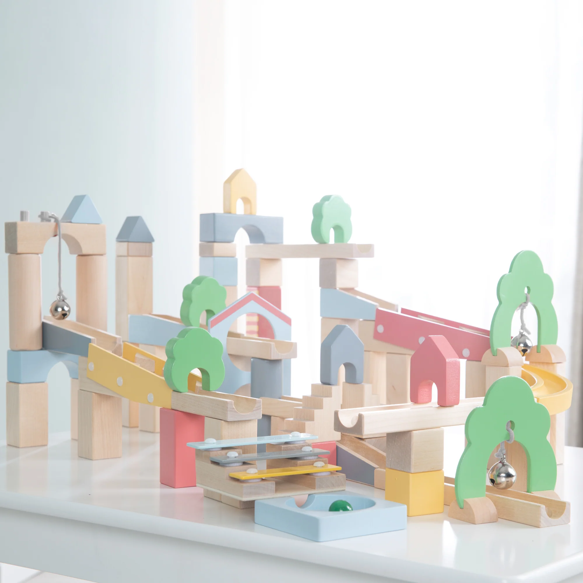 Circuit à billes en bois, 60 pièces, comprend un ensemble d'extension de 20 pièces pour la construction de paysages