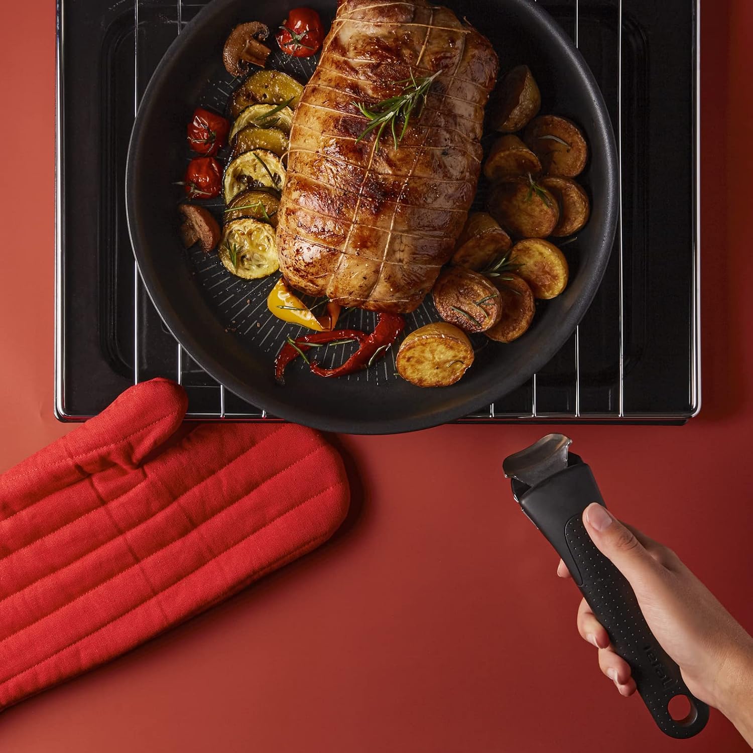 Tefal Ingenio Unlimited On – zestaw 3 garnków 16/18/20 cm + zdejmowana rączka | Nadaje się do kuchenek indukcyjnych, nieprzywierająca powłoka, powłoka tytanowa, Thermo-signal, bez PFOA, można myć w zmywarce i piekarniku