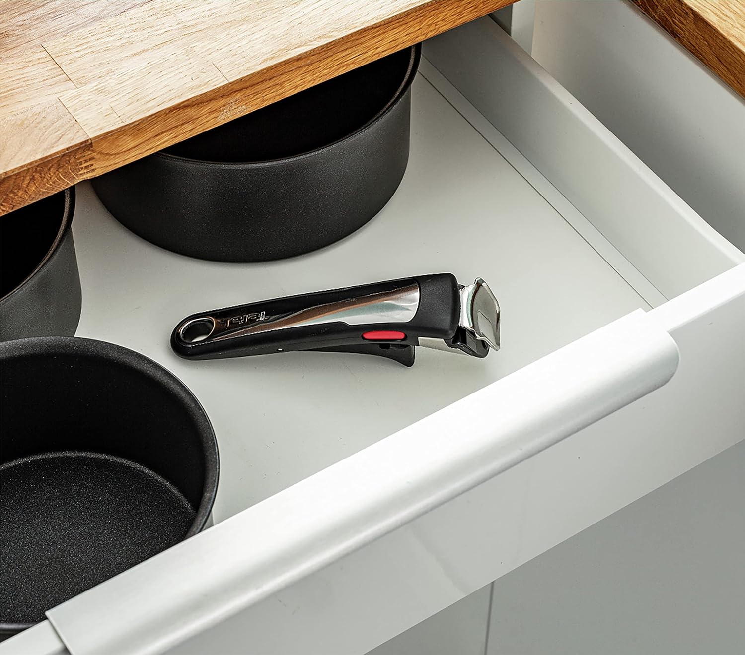 Tefal Ingenio Unlimited On – zestaw 3 garnków 16/18/20 cm + zdejmowana rączka | Nadaje się do kuchenek indukcyjnych, nieprzywierająca powłoka, powłoka tytanowa, Thermo-signal, bez PFOA, można myć w zmywarce i piekarniku