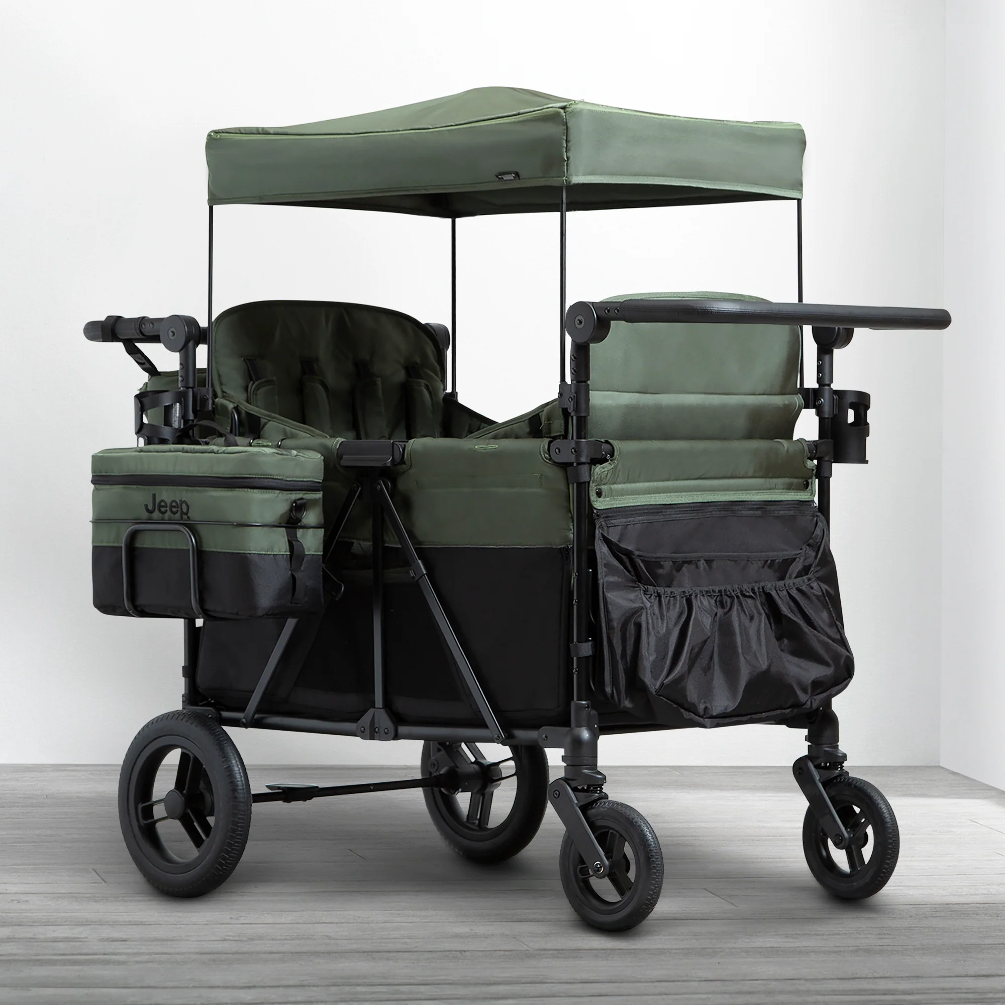 Jeep Wrangler Deluxe Kinderwagen voor 4 Kinderen – Afneembare Kap. Geïsoleerde Tas. Modulaire Zitjes. XXL Opbergruimte. Lekvrije Wielen. Verstelbaar Stuur.