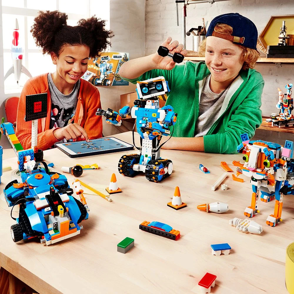 LEGO Boost Creative Toolbox 17101 Bouw- en programmeerset (847 stuks)